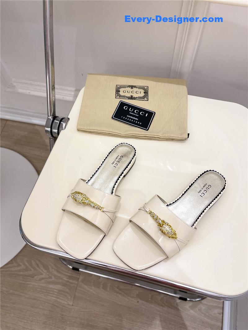 Gvc*1 new metal snake head slippers