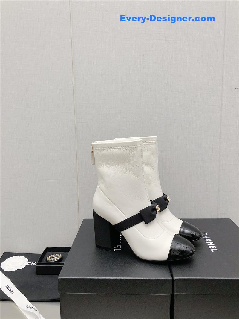 CC explosion bow snow white short boots