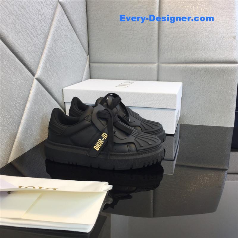 D10r shell shoes
