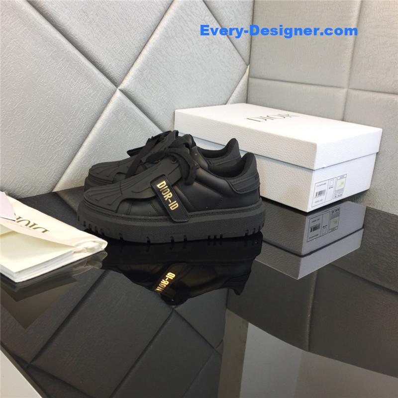 D10r shell shoes