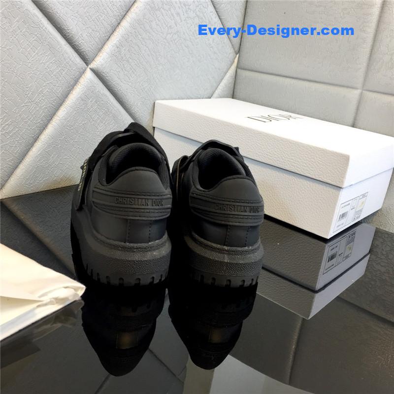 D10r shell shoes