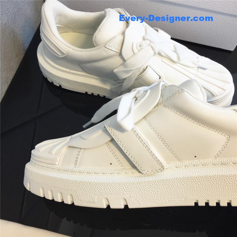 D10r shell shoes