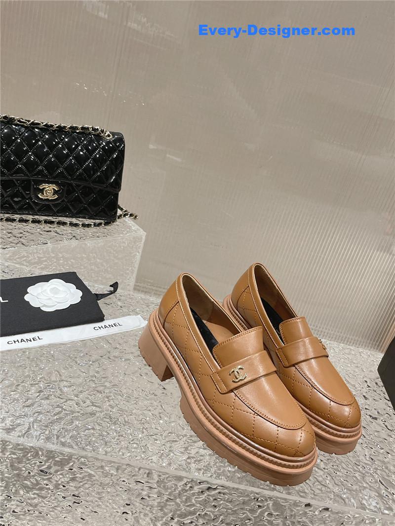 CC calfskin lozenge shoes
