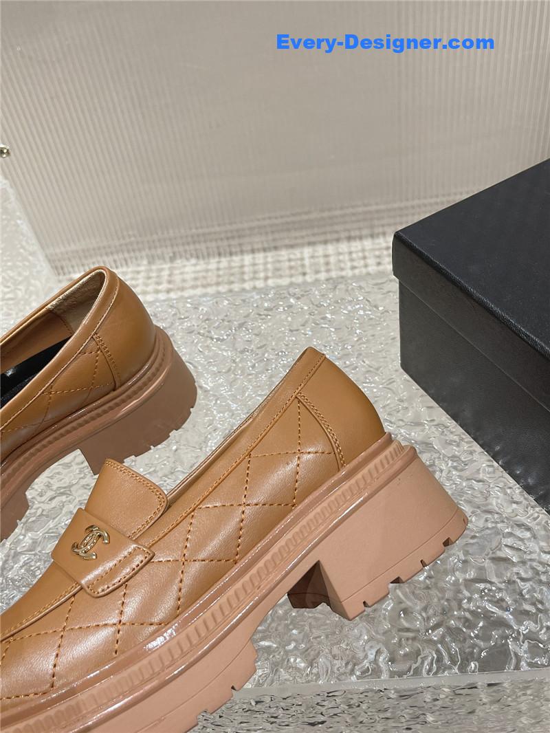 CC calfskin lozenge shoes