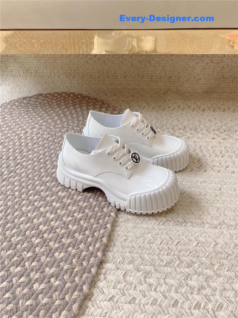 l0vis Vvtt0n lv mary jane shoes