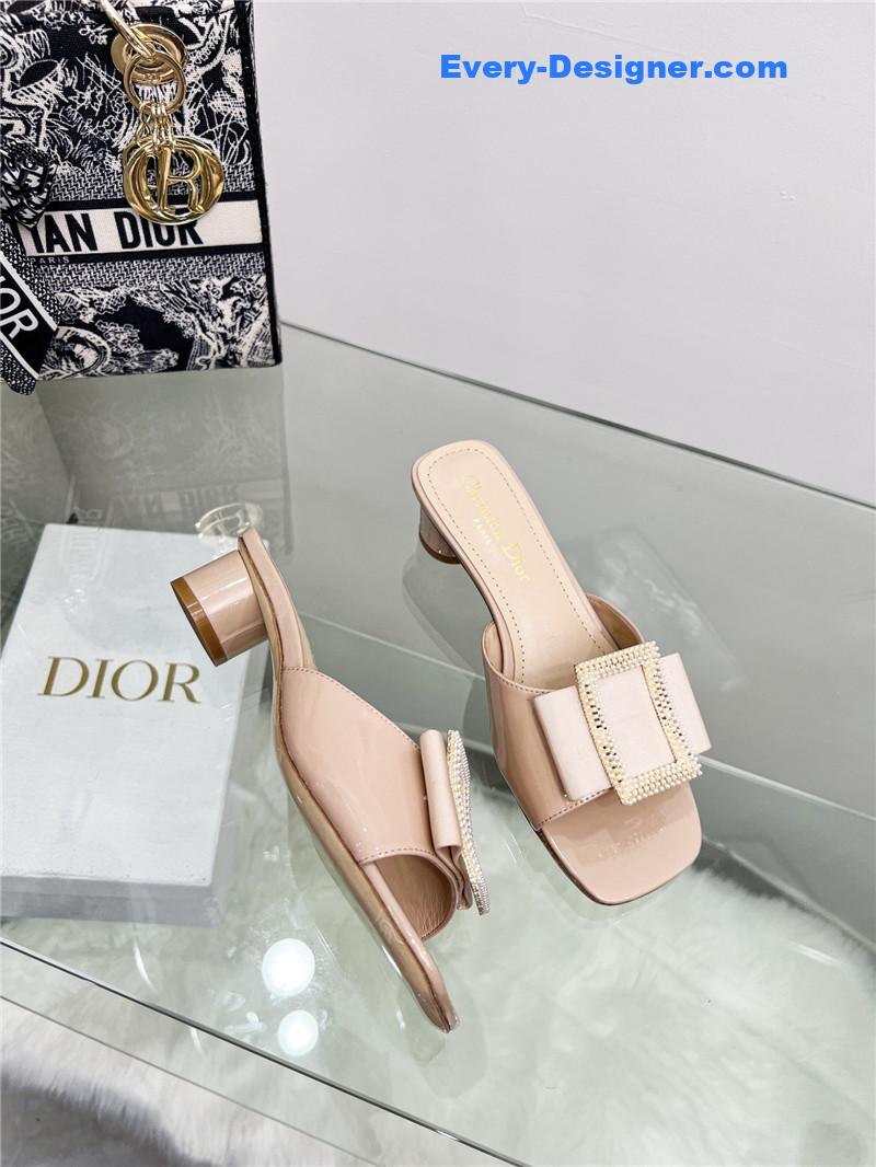 D10r pearl square buckle retro ballet high heels