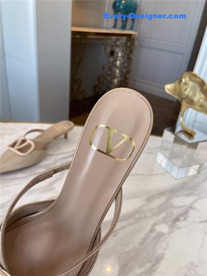 Va1e*ntin0 top sandals