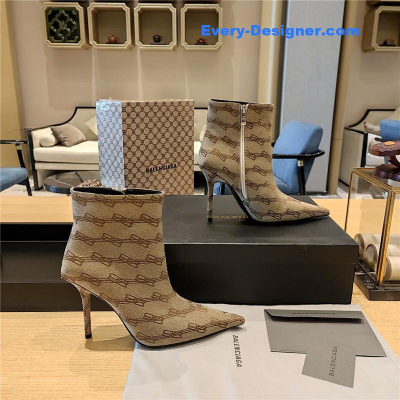 Ba1en*iaga pointed toe stiletto boots