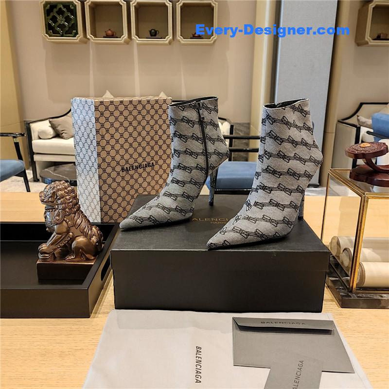 Ba1en*iaga pointed toe stiletto boots