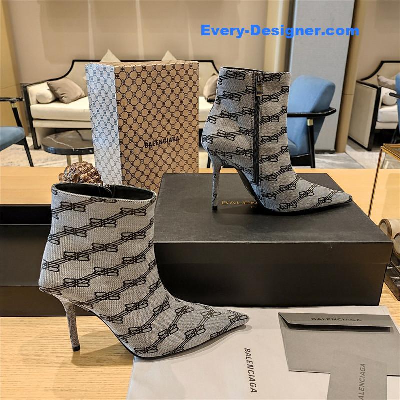 Ba1en*iaga pointed toe stiletto boots