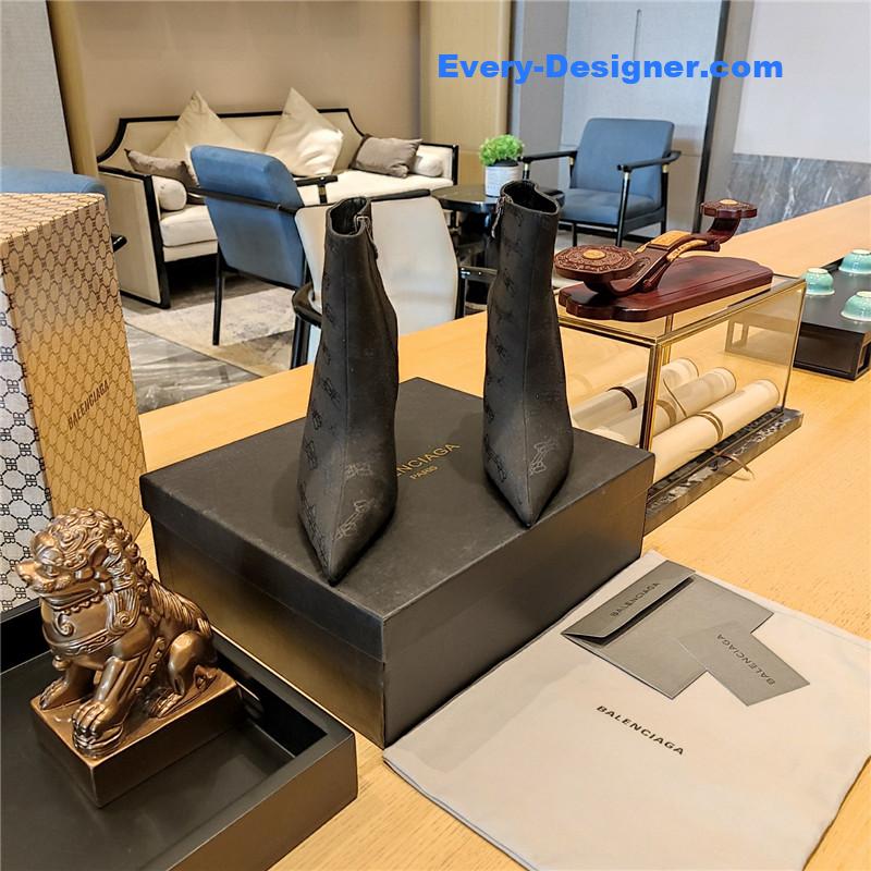 Ba1en*iaga pointed toe stiletto boots