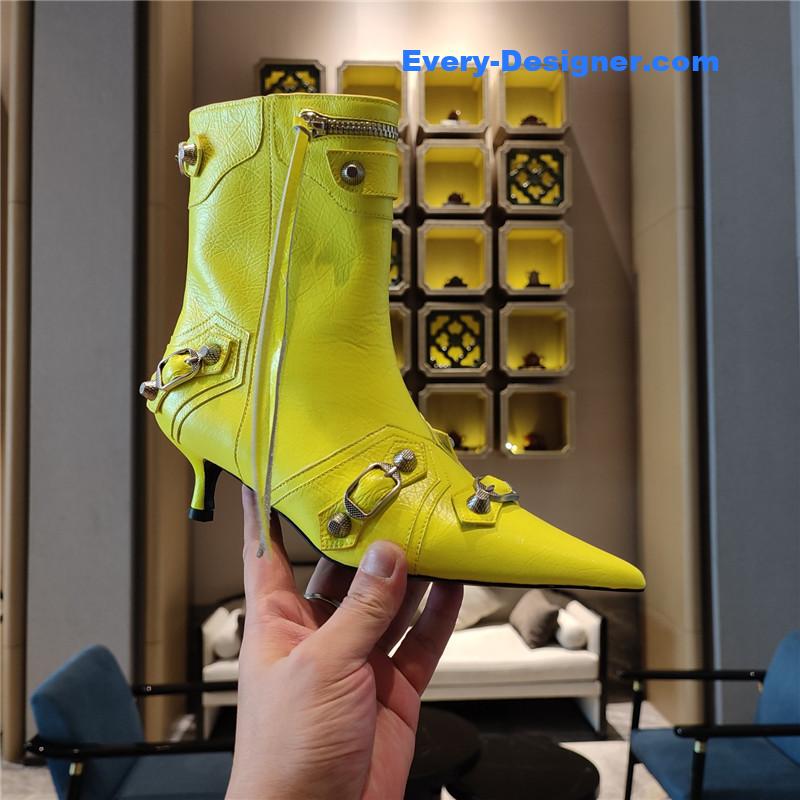 Ba1en*iaga orange pointed toe side zip kitten heel booties