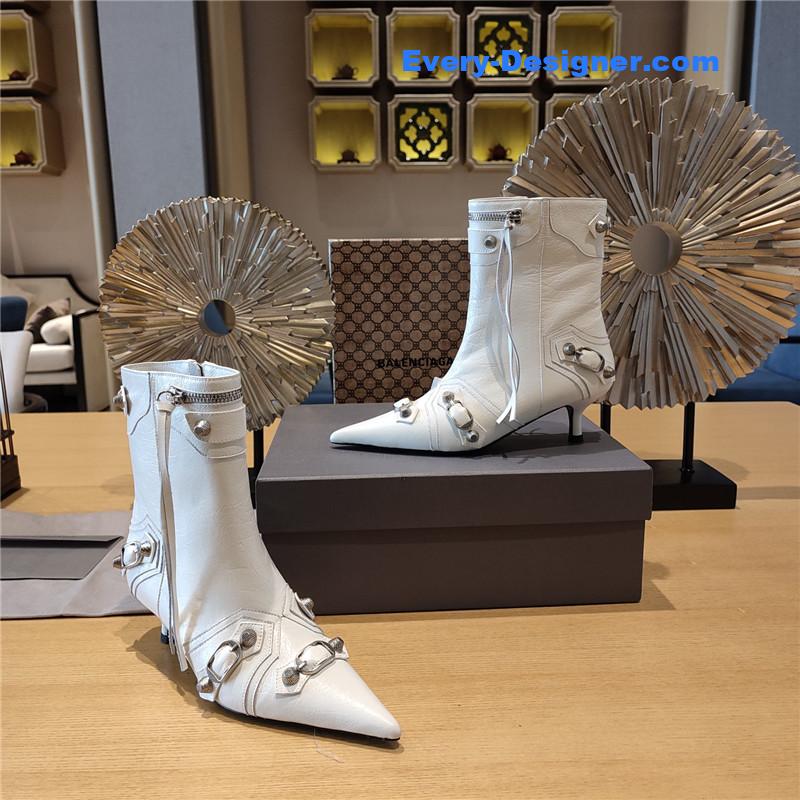 Ba1en*iaga orange pointed toe side zip kitten heel booties