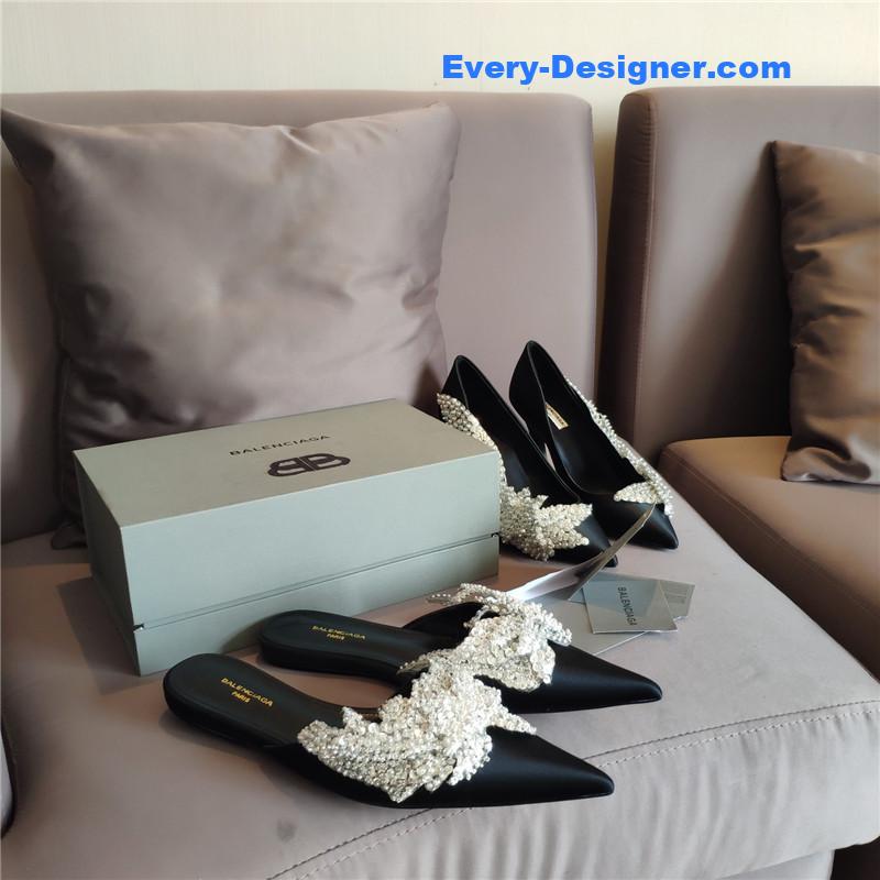 Ba1en*iaga pointed toe sandals