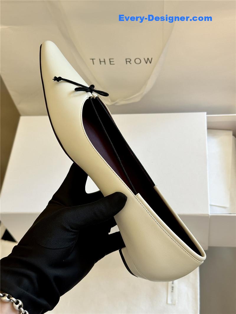 bowknot pointe shoes