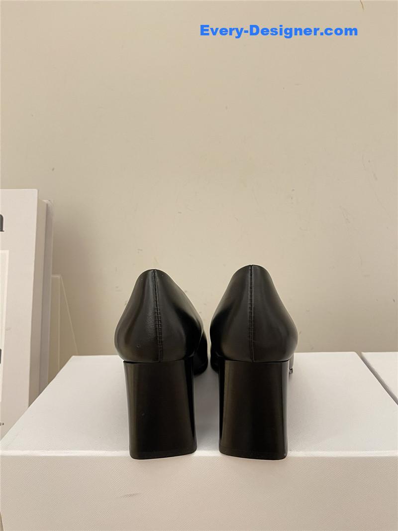 Chunky heels