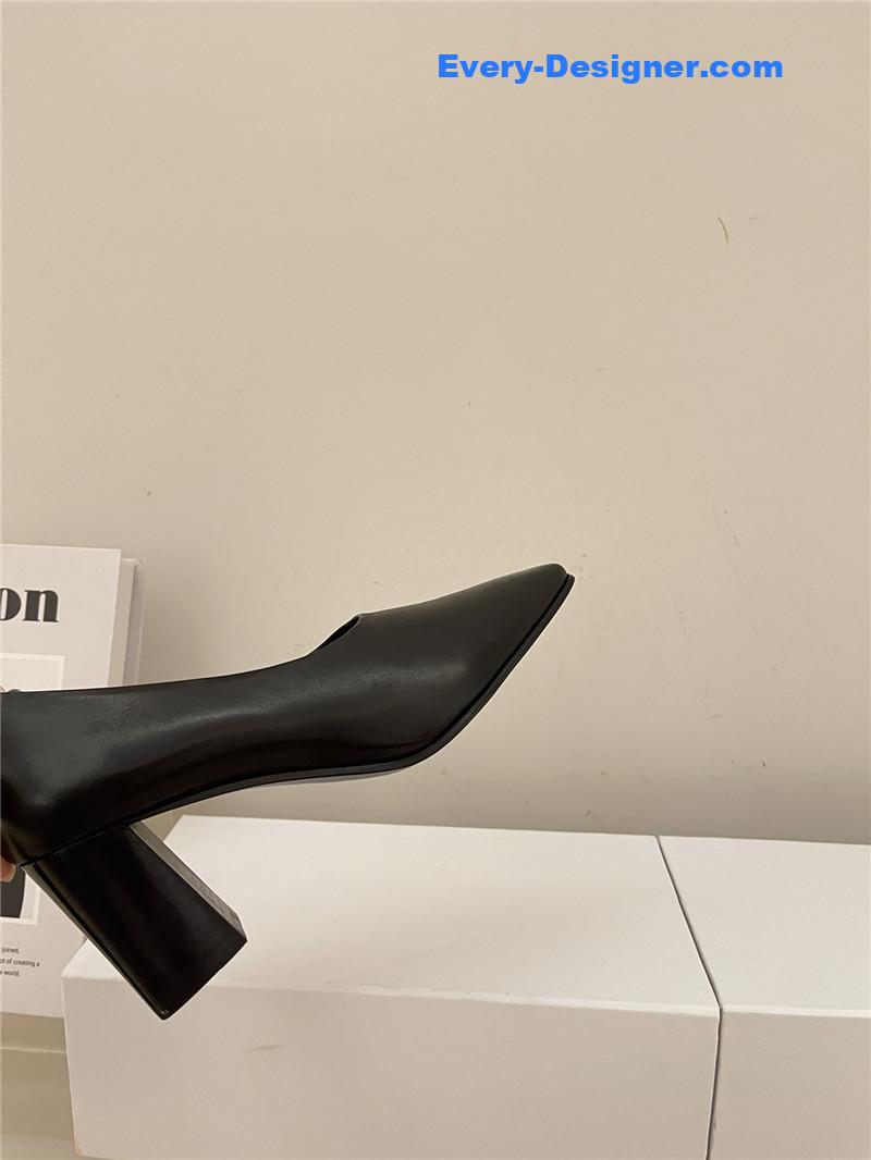 Chunky heels