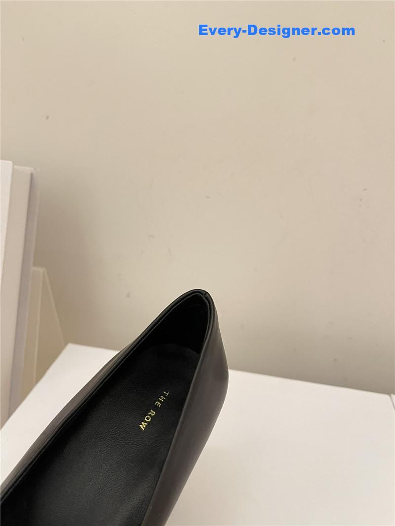 Chunky heels
