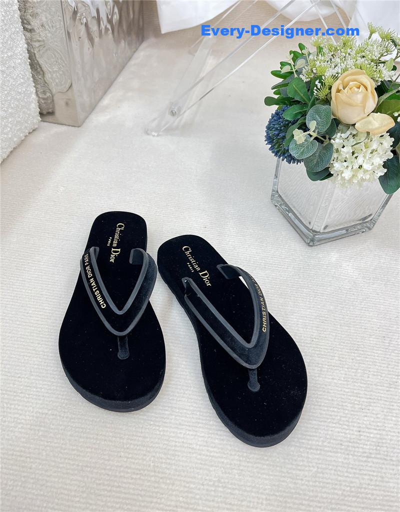 D10r new flip flops