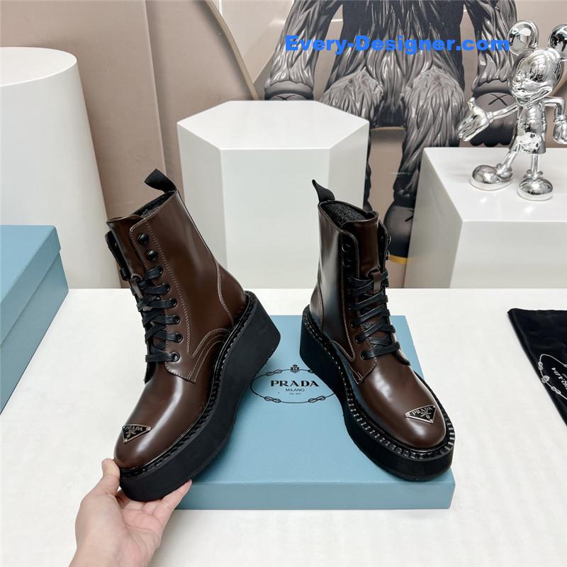 Pra*a round toe platform lace-up ankle boots