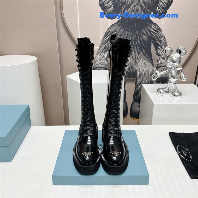 Pra*a round toe platform lace-up boots