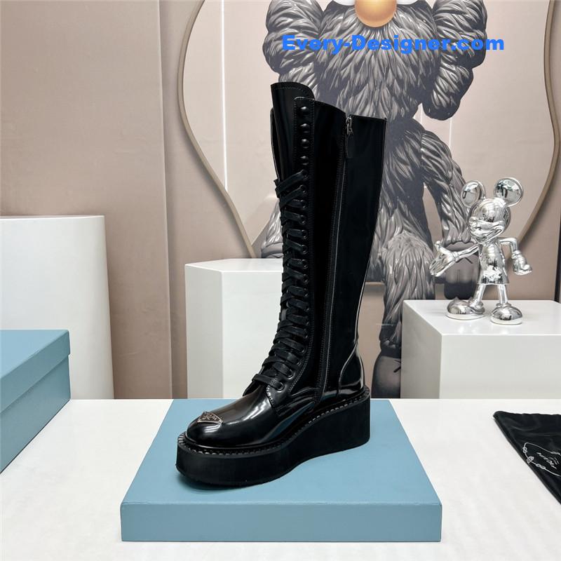 Pra*a round toe platform lace-up boots