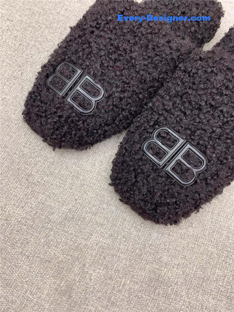Ba1en*iaga classic fur flat slippers