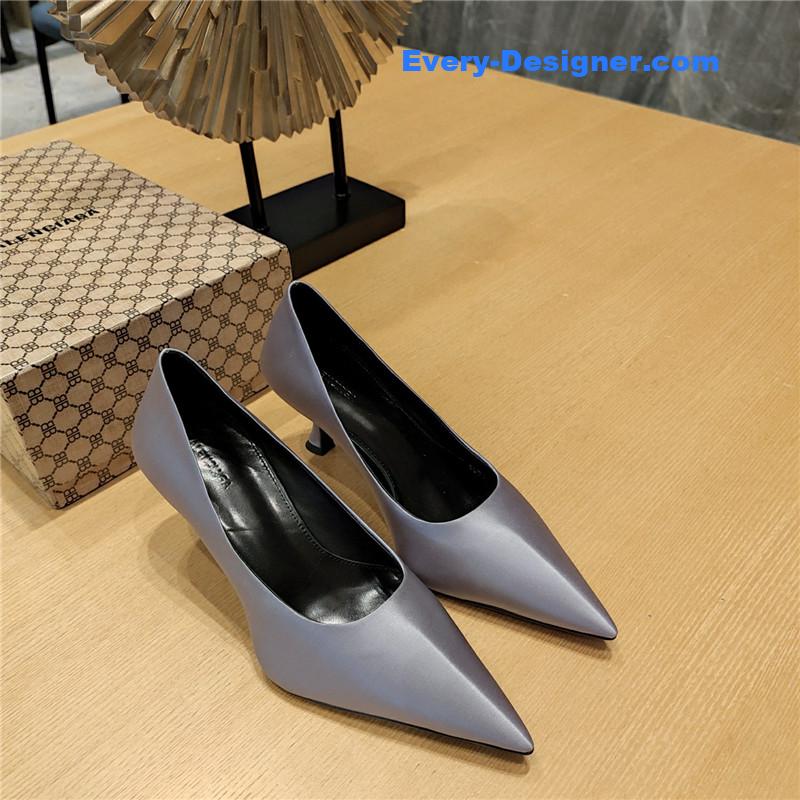 Ba1en*iaga prismatic triangle mules pumps
