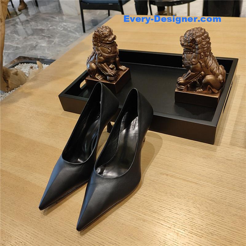 Ba1en*iaga prismatic triangle mules pumps