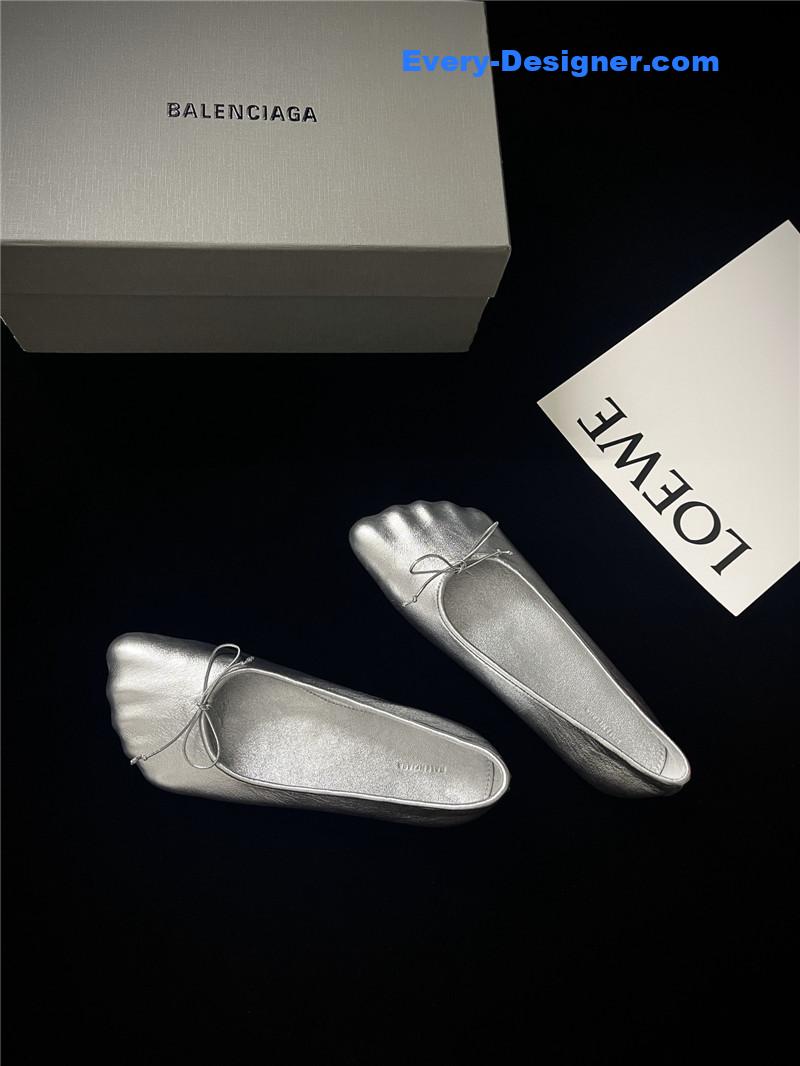 Ba1en*iaga fall/winter show toe ballerinas