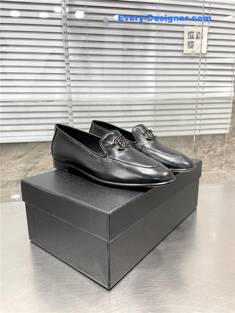 CC new low heel loafers