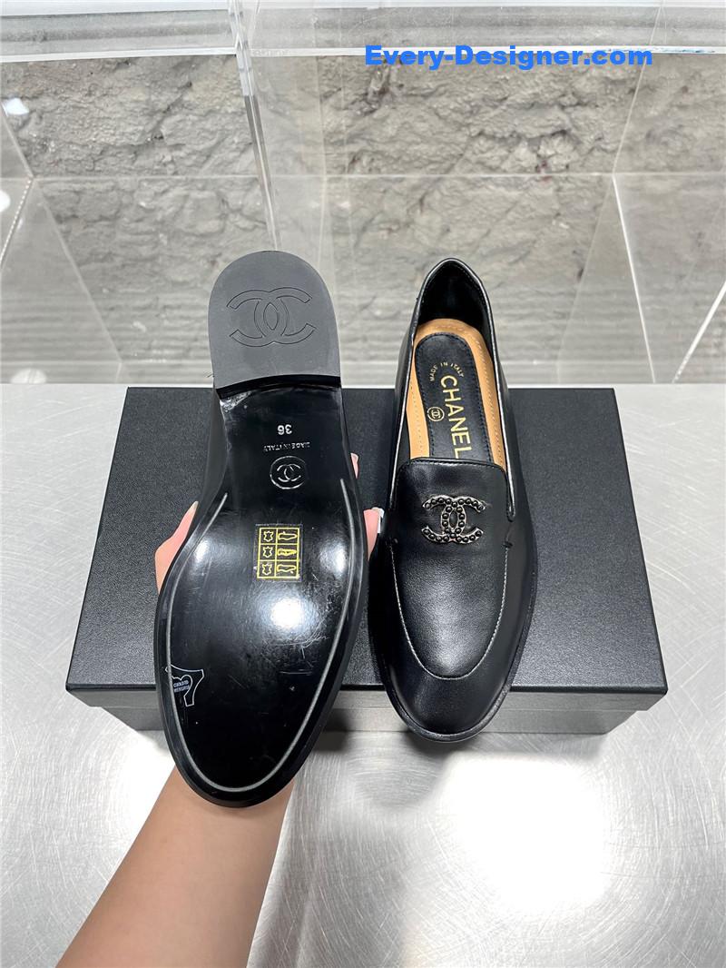 CC new low heel loafers