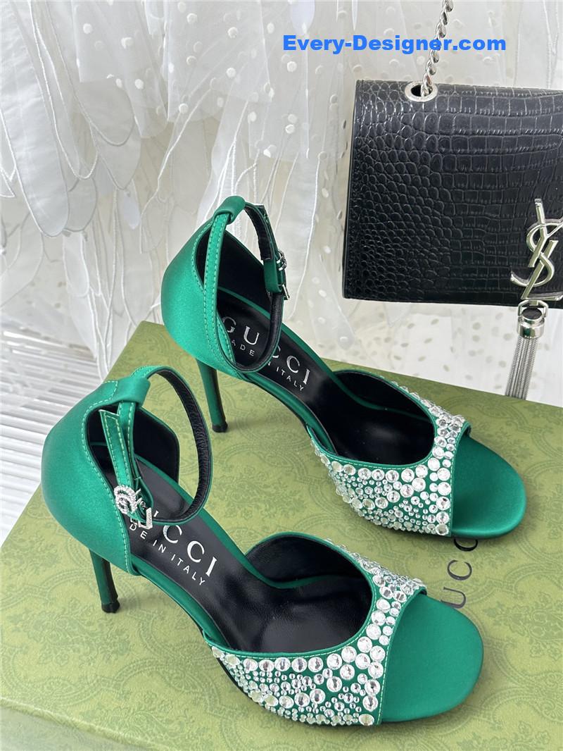 Gvc*1 rhinestone slippers sandals