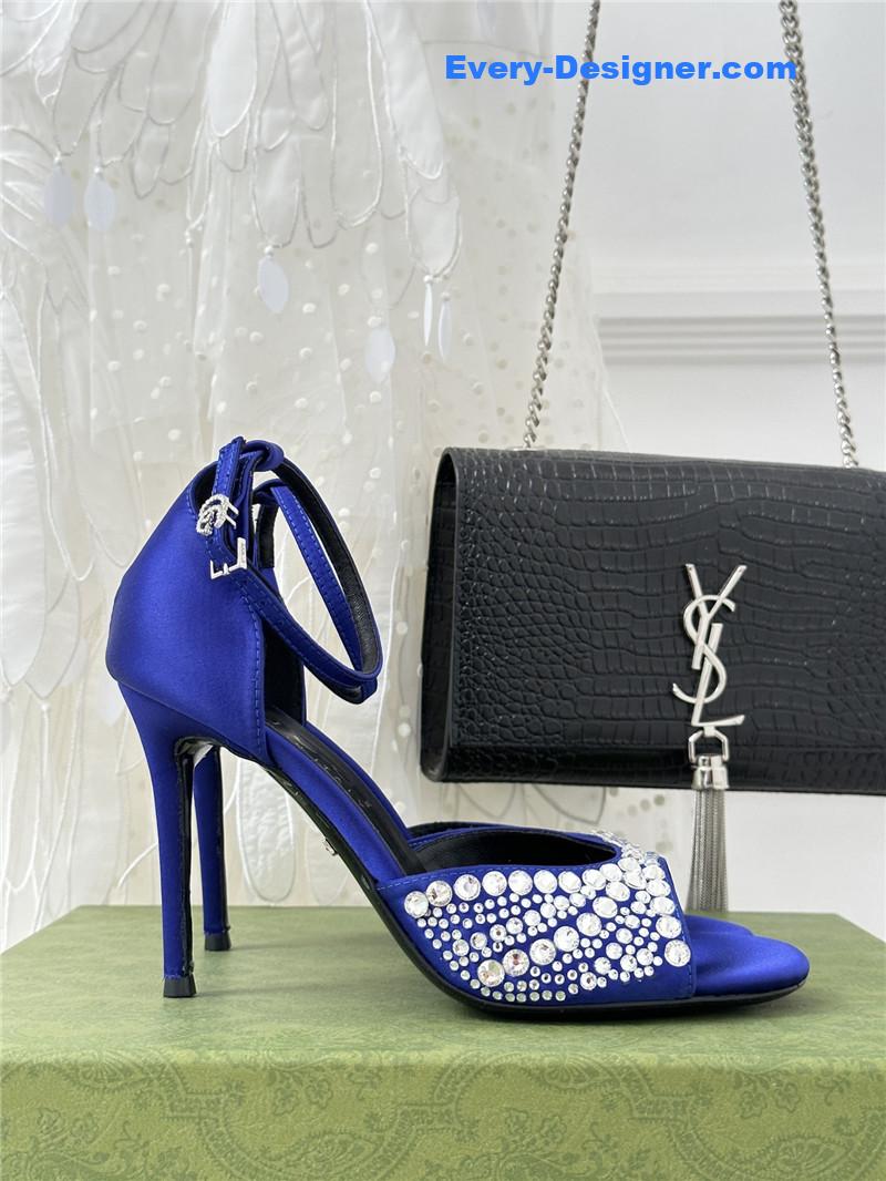 Gvc*1 rhinestone slippers sandals
