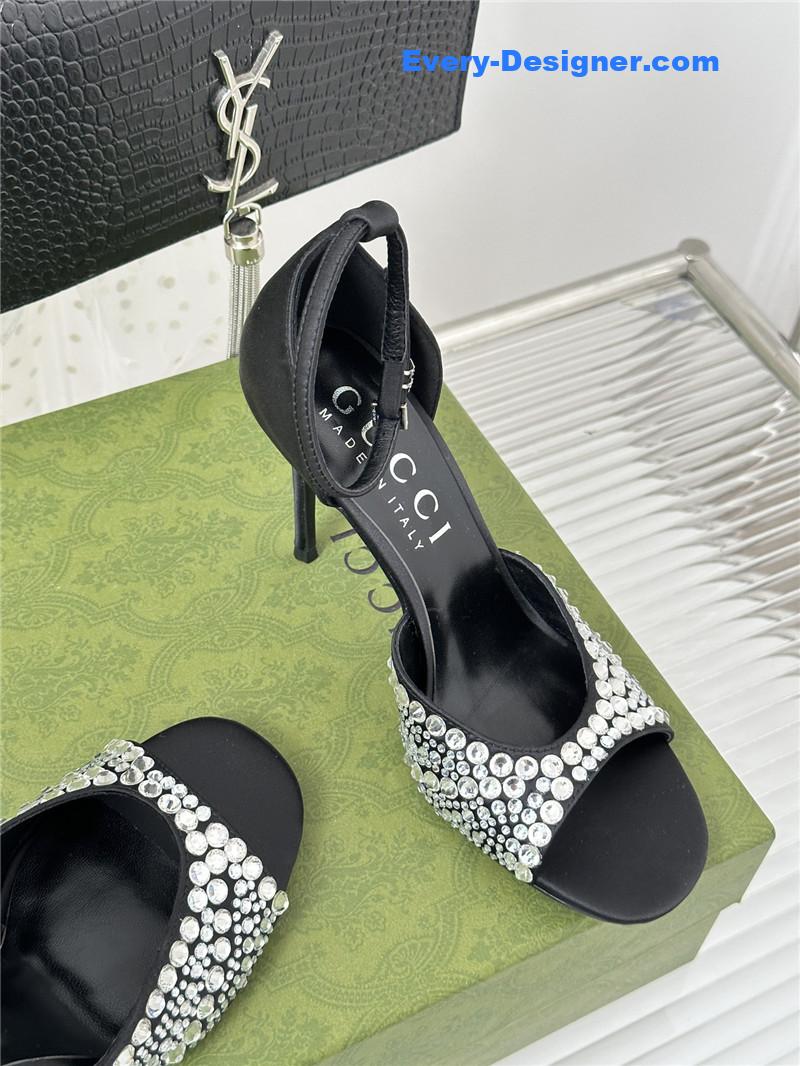 Gvc*1 rhinestone slippers sandals