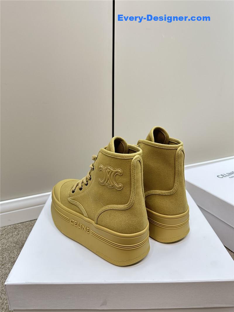Ce1i*e platform boots