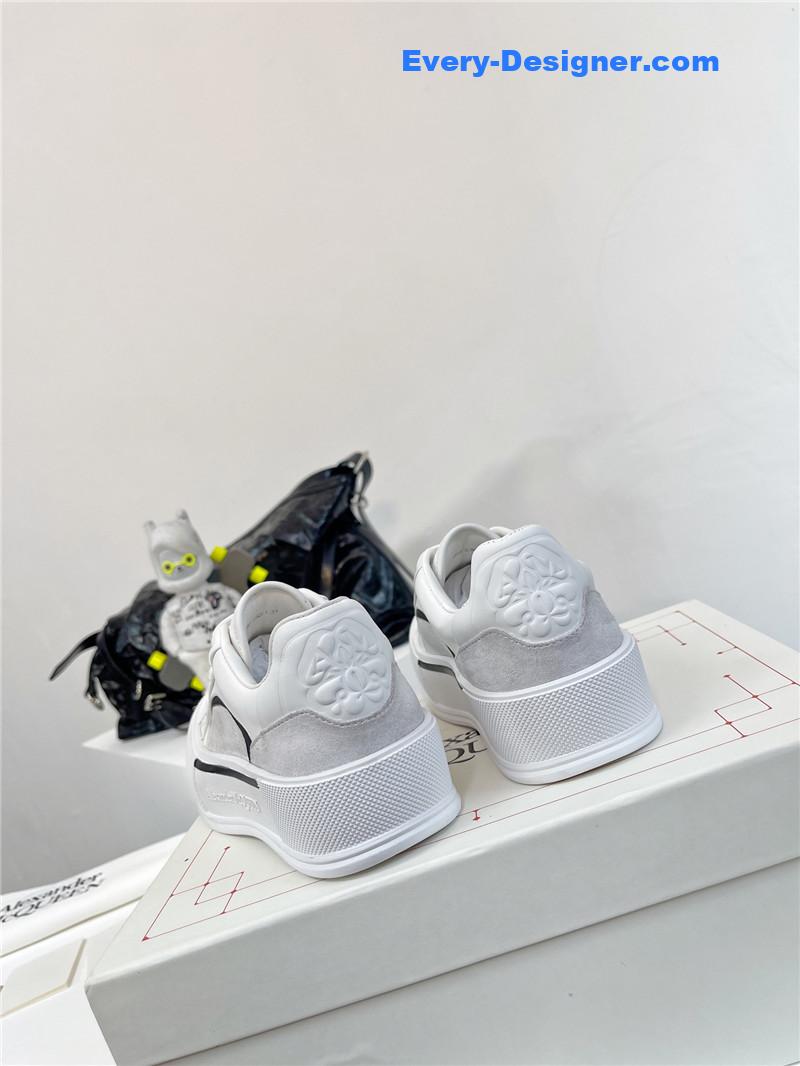 a1exa*der Mcqv*en retro sneakers skate shoes