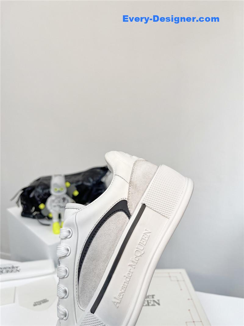 a1exa*der Mcqv*en retro sneakers skate shoes