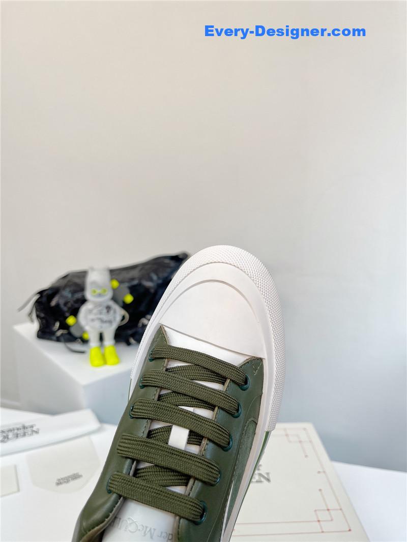 a1exa*der Mcqv*en retro sneakers skate shoes