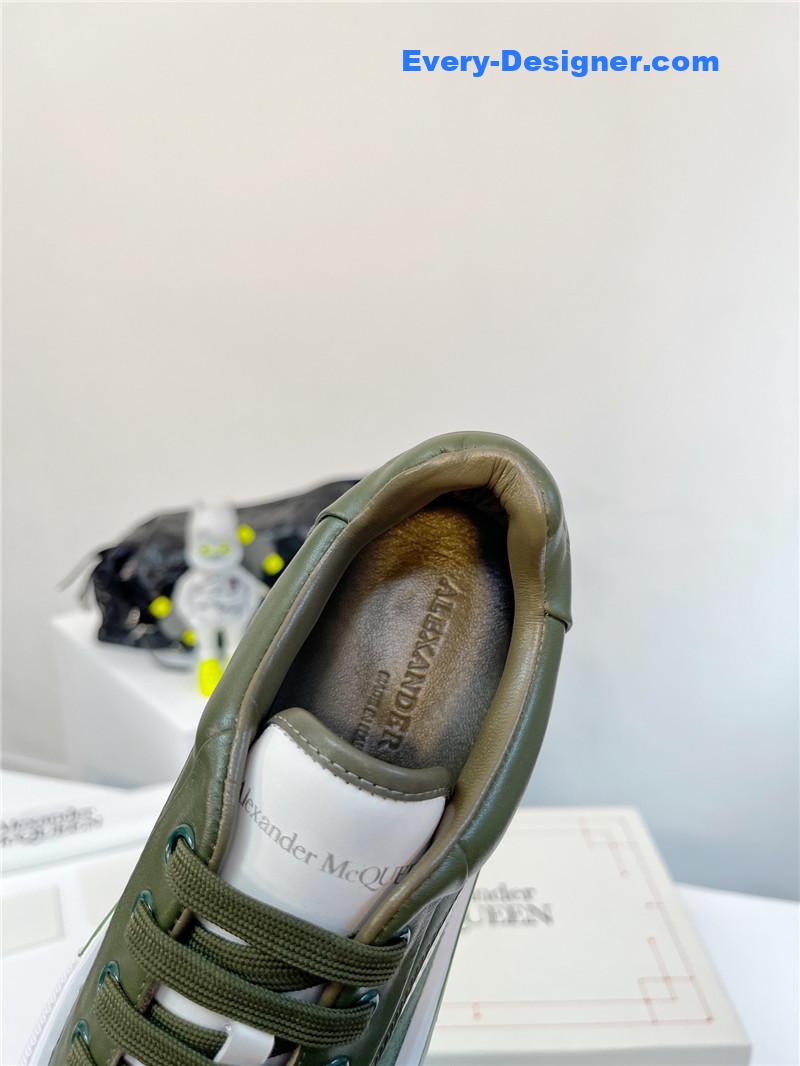 a1exa*der Mcqv*en retro sneakers skate shoes