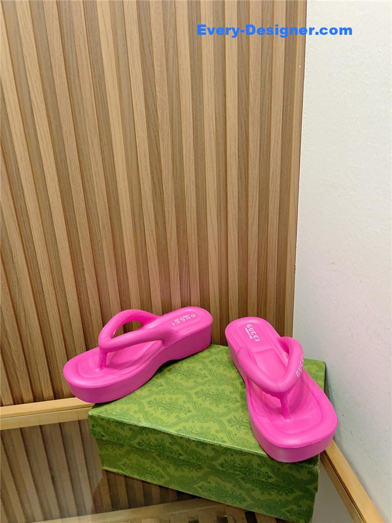 Gvc*1 new thick bottom flip flops