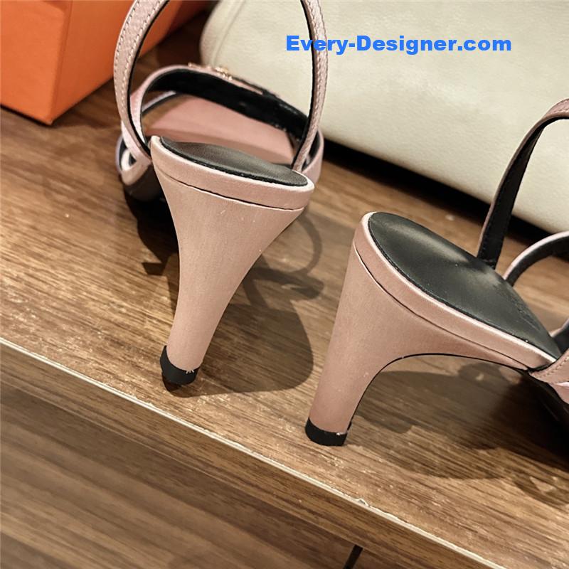 H**me5 glamor sandals