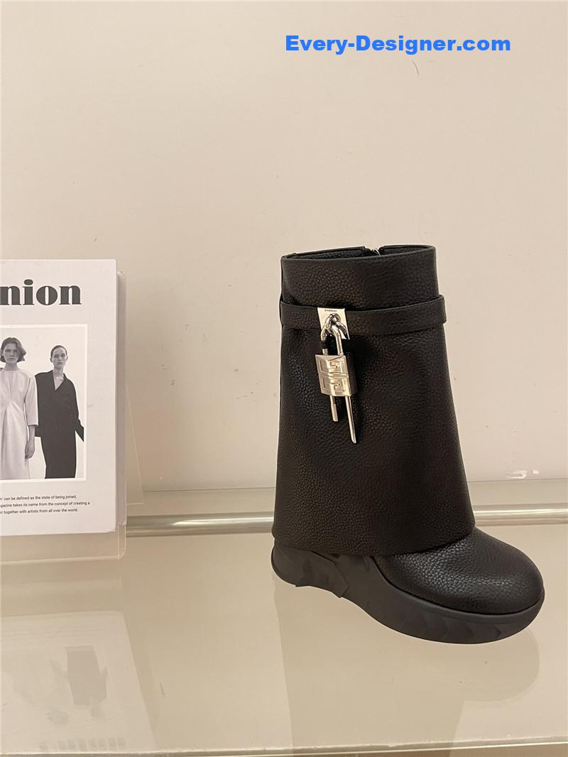 Givenchy Autumn/Winter Trendy Shark Boots