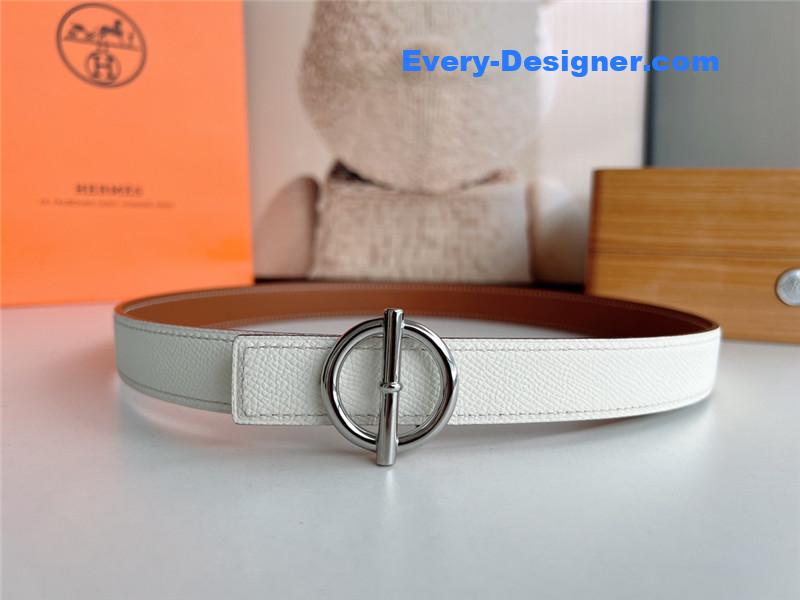 H**me5 mini belt with metal buckle
