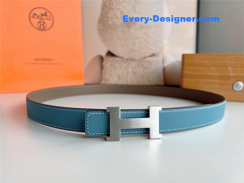 H**me5 mini belt with metal buckle