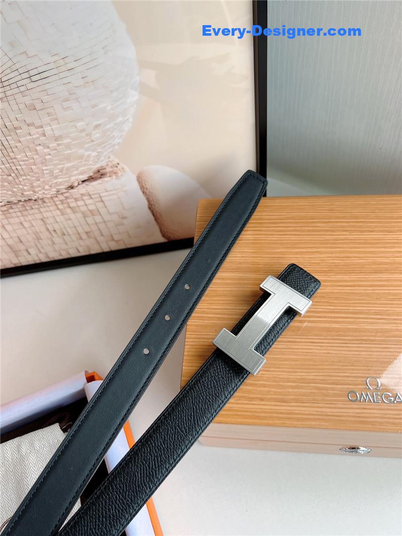 H**me5 mini belt with metal buckle
