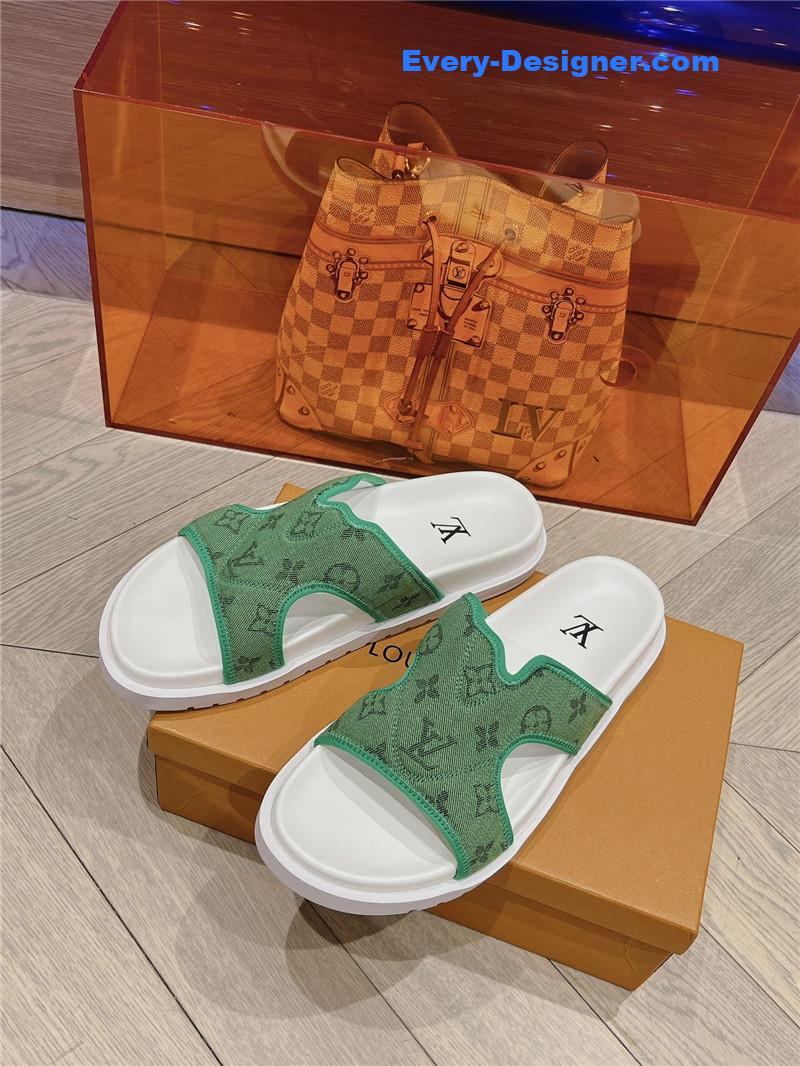 l0vis Vvtt0n lv summer all-match beach slippers
