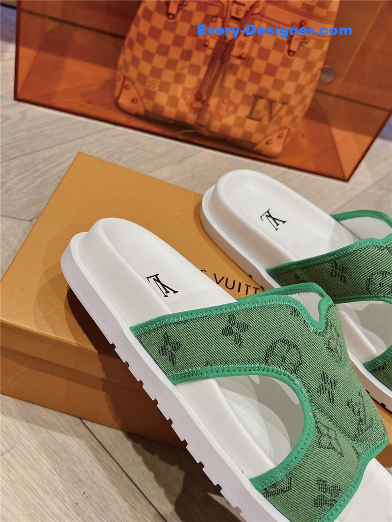 l0vis Vvtt0n lv summer all-match beach slippers