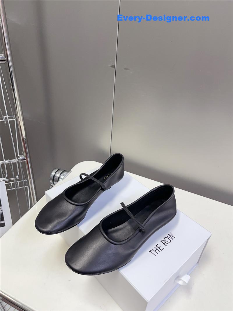 The R0w ballet flats