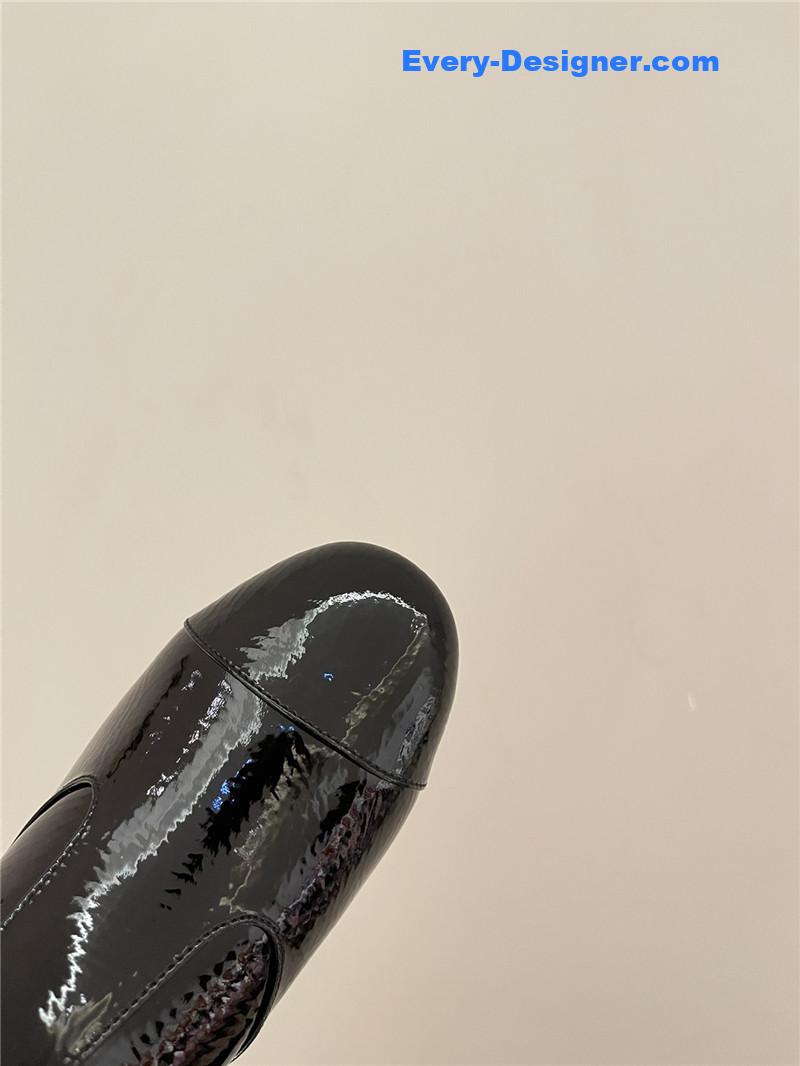 CC new round toe flat ankle boots